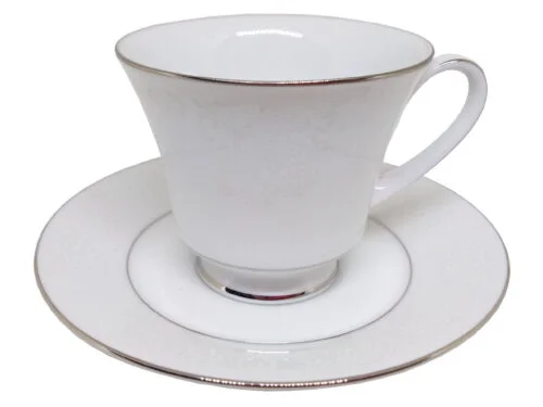 15209985018_jogo-xicaras-pires-cha-porcelana-fina-noritake-tahoe-2585L-1.jpg Xícaras de chá com pires para 2 pessoas, porcelana Noritake - Tahoe 2585