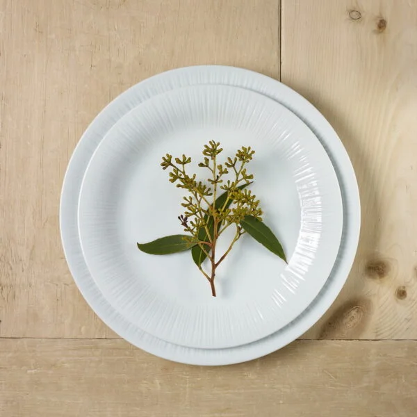 4 pratos de sobremesa coupe, porcelana Noritake – Conifere 1708