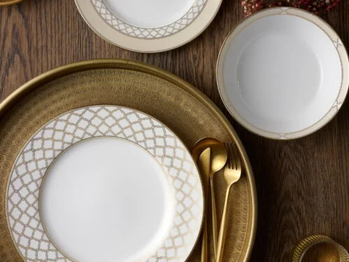 4 canecas, porcelana Noritake – Conifere 1708