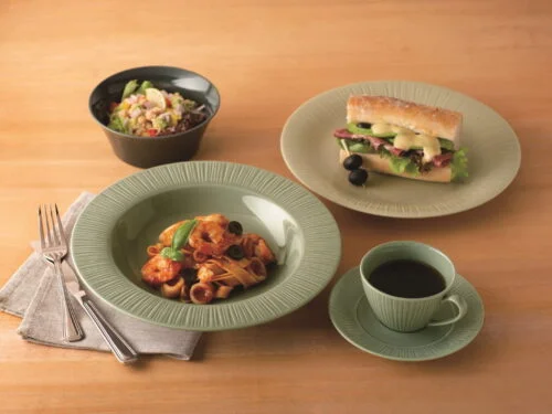4 canecas, porcelana Noritake – Conifere 1708
