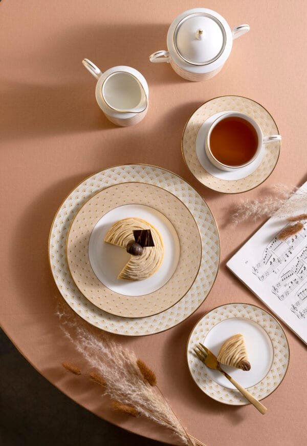 Jantar para 2 pessoas com 6 peças, porcelana Noritake - Trocadero Gold 1787