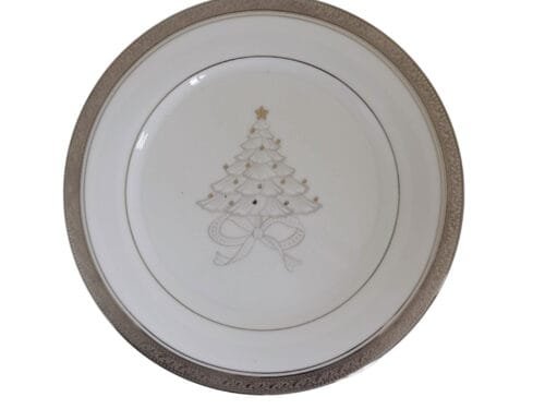 15396843163-4166-natal.jpg Jogo de 2 pratos de sobremesa em porcelana fina, com Estampa Exclusiva Natalina – Elegância e Charme.
